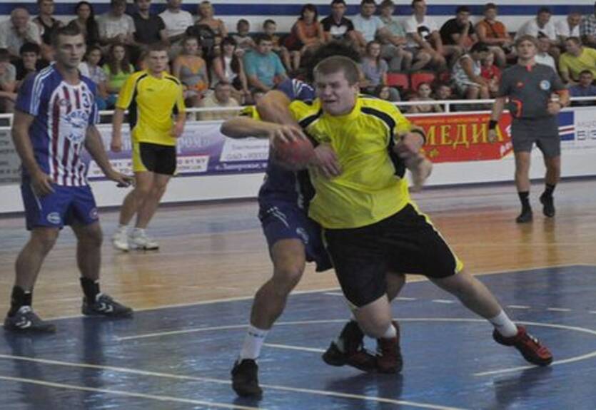 Гандбол. Турнир в Запорожье: из украинских клубов выиграл только МЗЗ