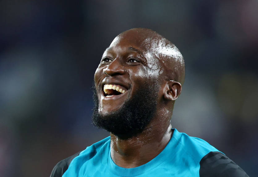 "Новая малышка": Лукаку похвастался суперкаром за 200 тысяч евро