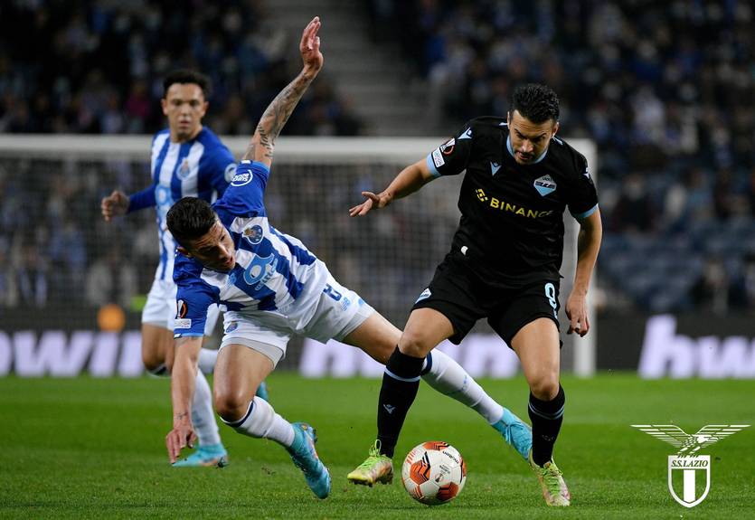 Порту - Лацио 2:1 Видео голов и обзор матча Порту - Лацио 2:1 Видео голов и обзор матча