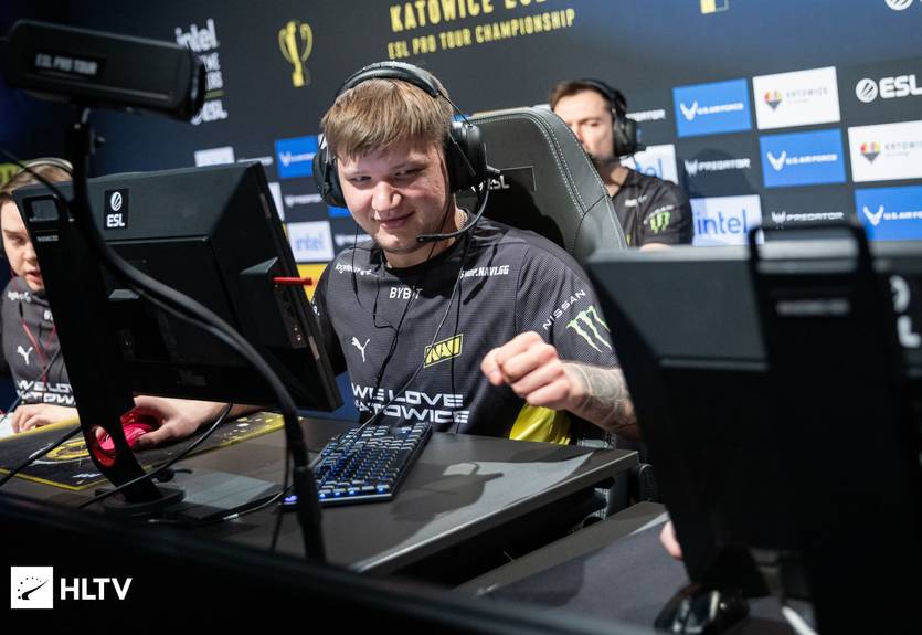 NaVi - FaZe: онлайн-трансляция матча на турнире IEM Katowice 2022
