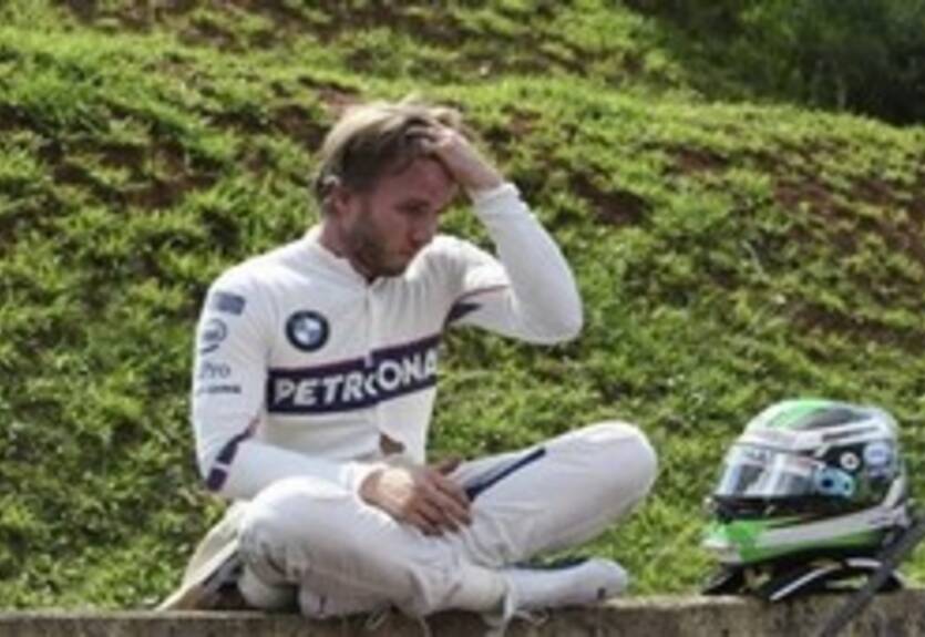 Мерседес не торопится менять Хайдфельда