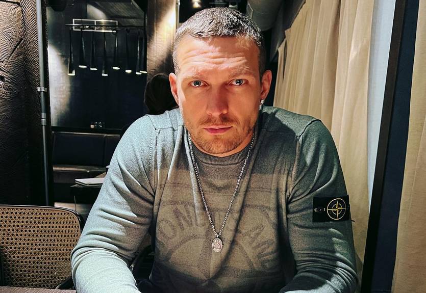 Усик записал видеообращение россиянам и президенту России: Остановите эту войну