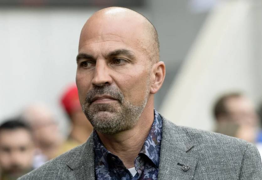 Бывший игрок Баварии записал видеообращение в футболке киевского Динамо