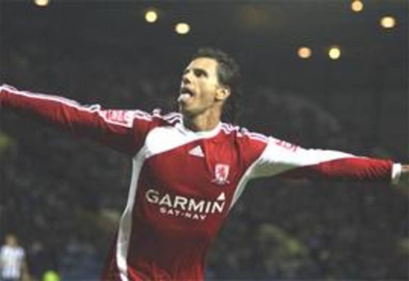 Экс-форвард Арсенала может перейти в Вест Хэм