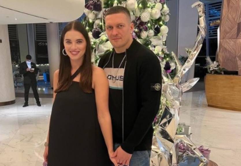 Жена Усика: Украина, мы знаем, что у нас большое будущее