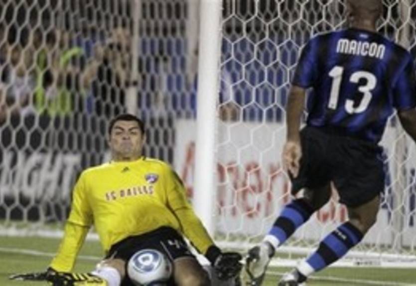 Агент: &quot;Майкон не просил о повышении зарплаты&quot;