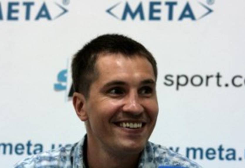 Дзинзирук ведет переговоры о бое