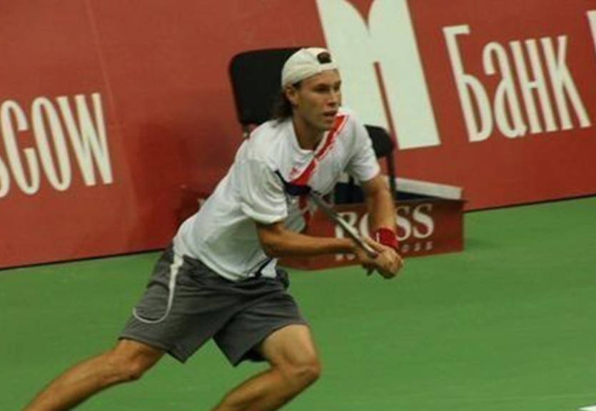 Молчанов и Смирнов продержались день в Узбекистане