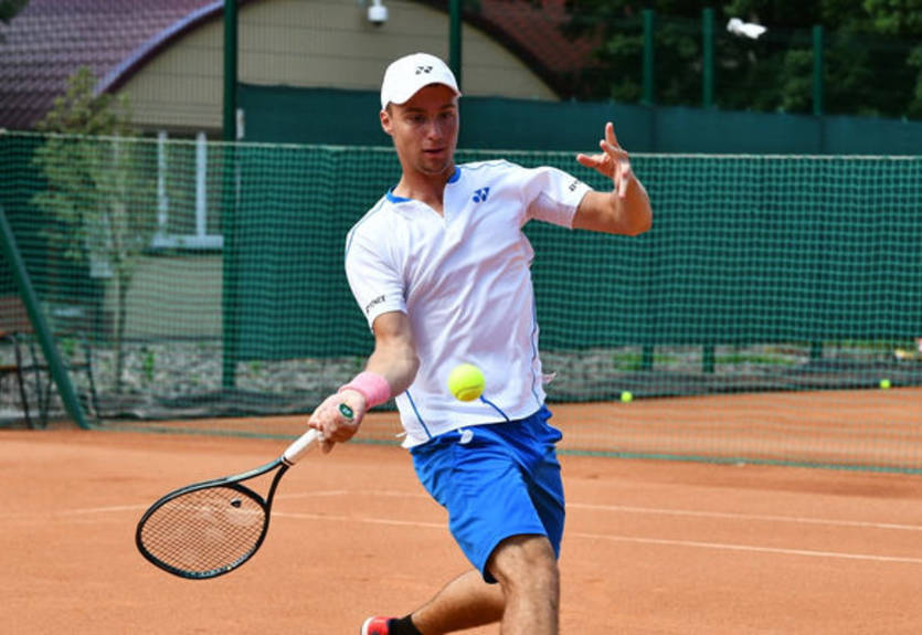 Украинец Крутых потерпел поражение в финале турнира ITF в Турции