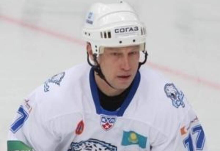 Игрок Барыса завершил карьеру