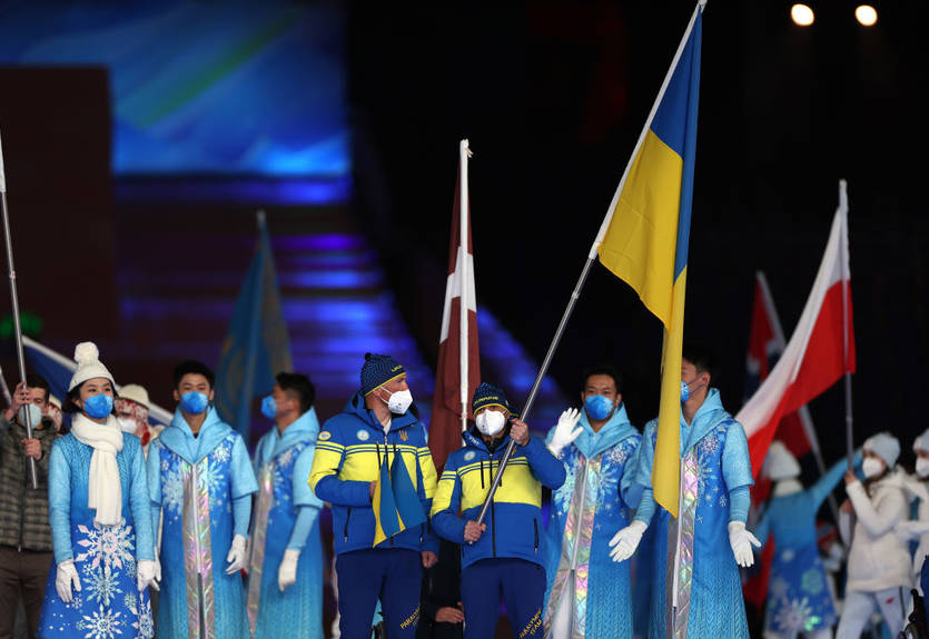 Сборной Украины запрещали выйти на церемонию закрытия Паралимпиады в масках с надписью "мир"