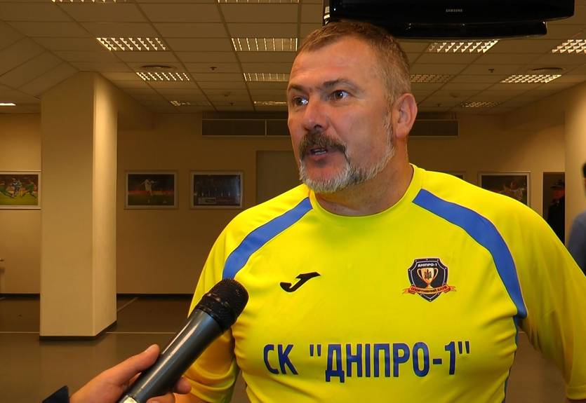 Некоторые футболисты Днепра-1 проходят боевую подготовку на полигоне