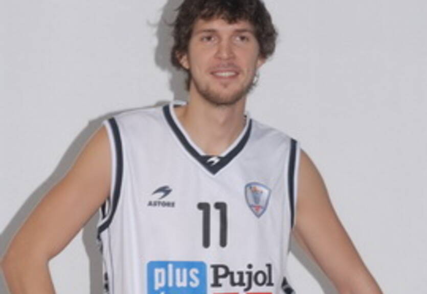 Флис возвращается в Ховентуд