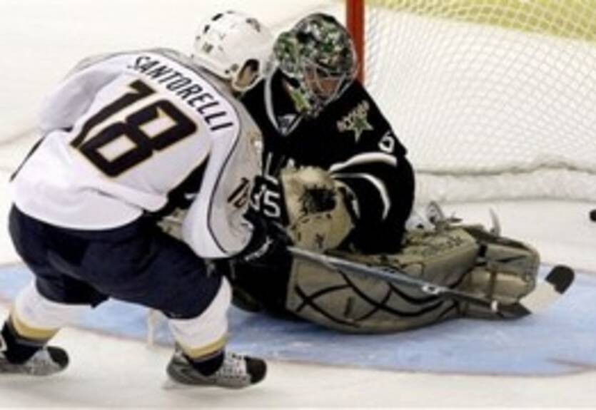 Пантеры подписали нападающего