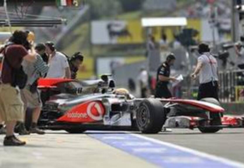 Хэмилтон: "Захватывающий чемпионат получается"