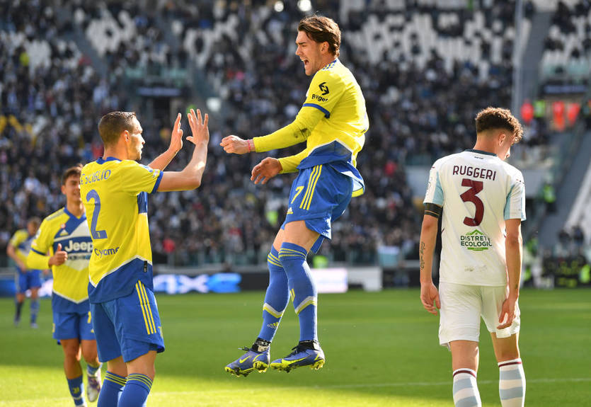 Ювентус - Салернитана 2:0 Видео голов и обзор матча чемпионата Италии
