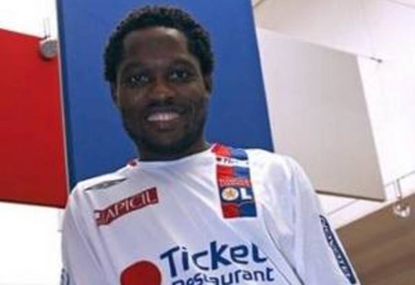 Тоттенхэм интересуется полузащитником Лиона