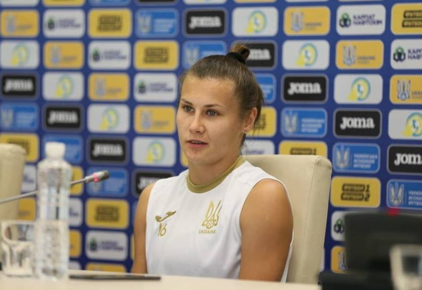 Овдийчук: Стараемся выходить на каждый матч с атрибутикой Украины, чтобы весь мир видел, что нашу страну разрушают