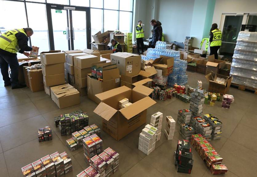 Шахтер организовал гуманитарную помощь переселенцам во Львовской области