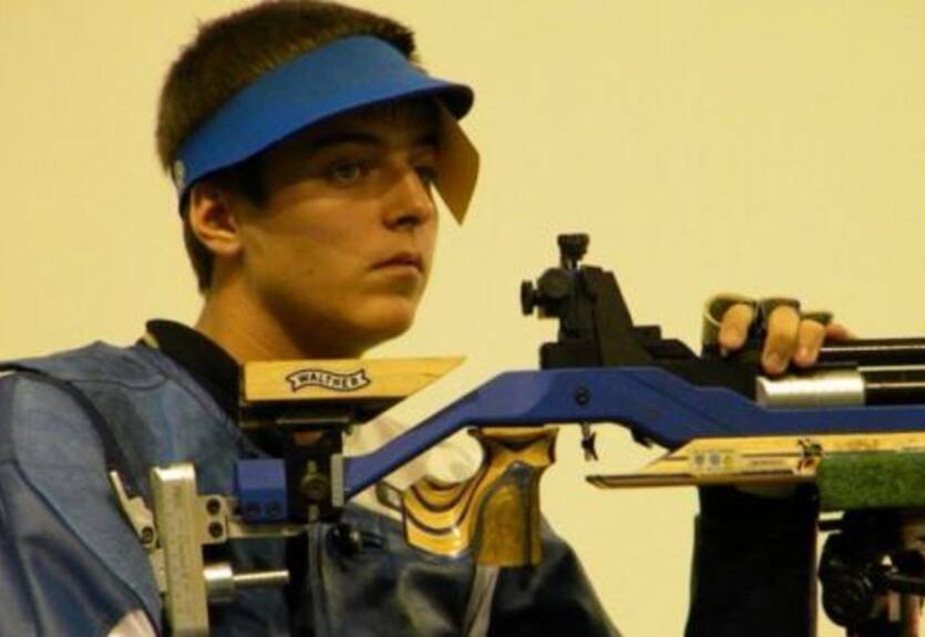 Пулевая стрельба. Украинские юниоры берут золото и серебро ЧМ-2010