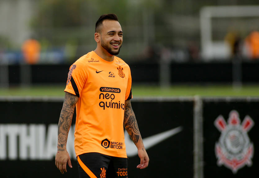 Коринтианс представил Майкона в стиле Super Mario