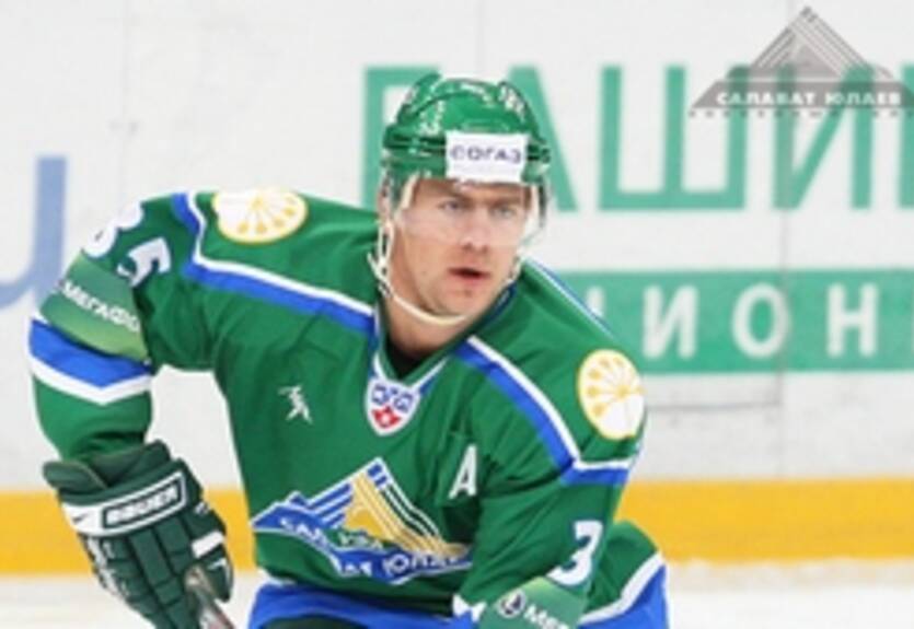 Салават Юлаев продлил контракты с тремя игроками