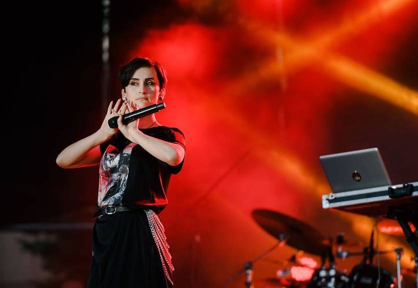 До мурашек: Солистка Go_A спела антивоенную песню перед матчем Ювентус - Интер