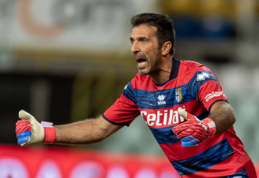 Юный украинский беженец встретил кумира в Италии