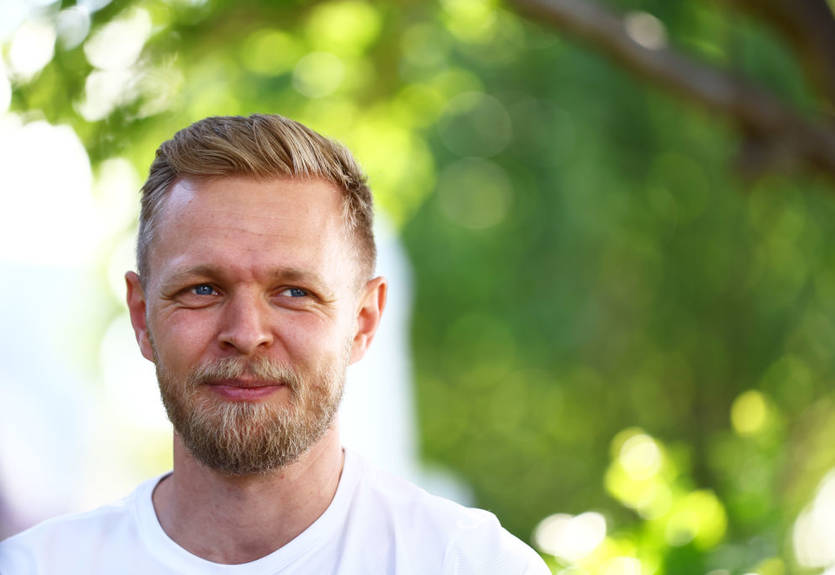 Магнуссен рассказал о своих проблемах с шеей в Саудовской Аравии Магнуссен рассказал о своих проблемах с шеей в Саудовской Аравии