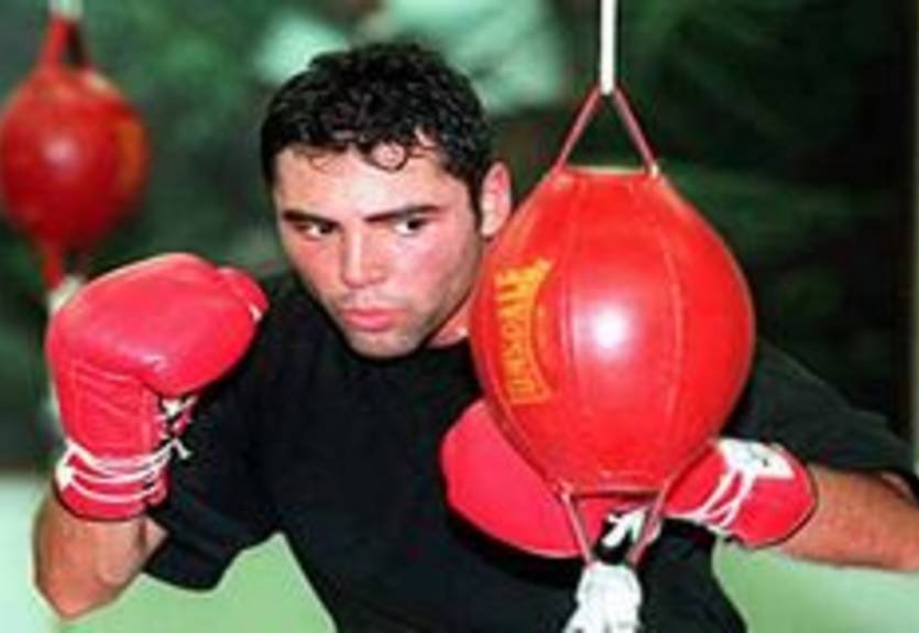 Де Ла Хойя сам себе противоречит