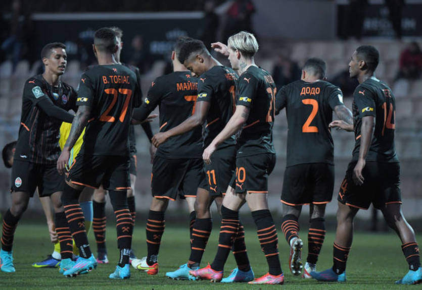 Олимпиакос - Шахтер: видео онлайн-трансляция благотворительного матча