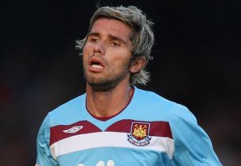 Рома рассчитывает на покупку защитника сборной Швейцарии