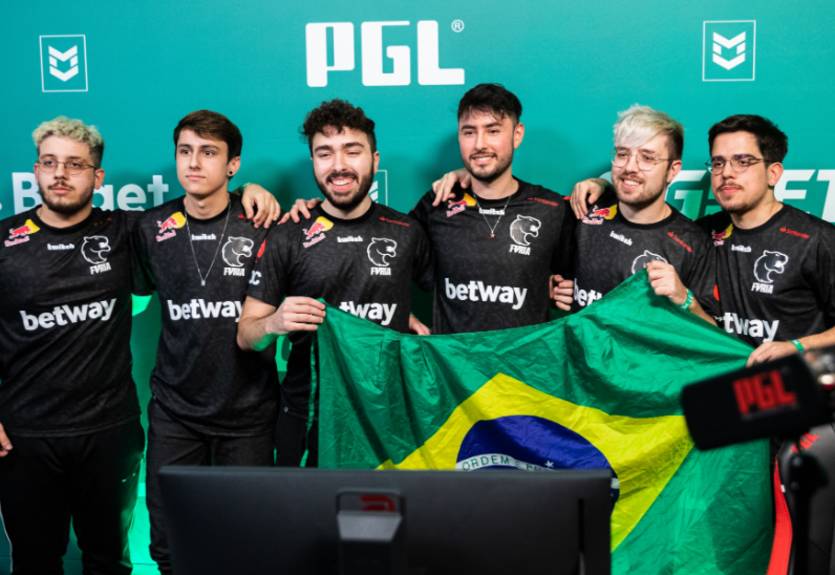 Определились первые участники PGL Major Antwerp 2022
