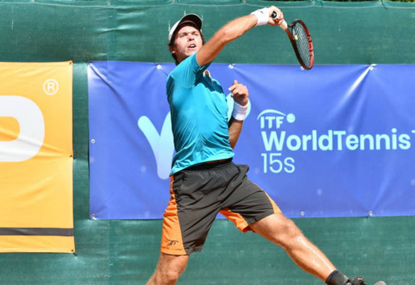 Украинец Приходько пробился в полуфинал турнира ITF в Турции