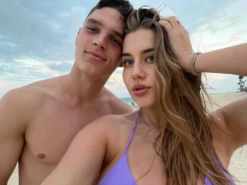 Георгий Судаков вместе с женой / instagram.com/sudakov_11/