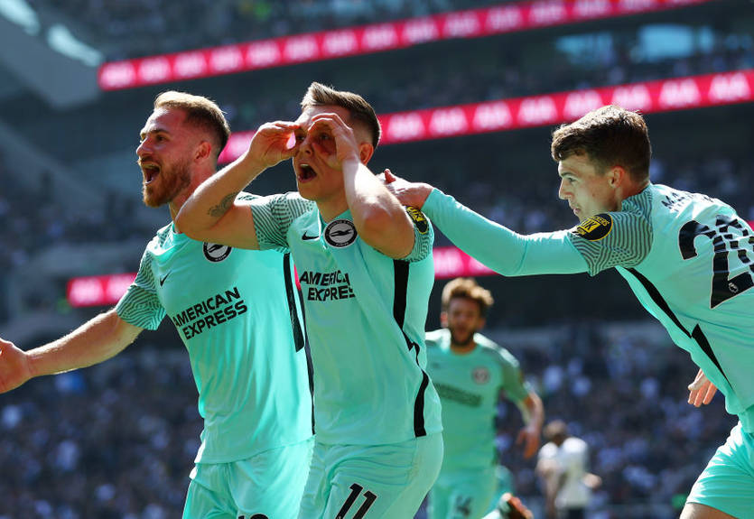 Брайтон потроллил Арсенал и Тоттенхэм после побед в АПЛ