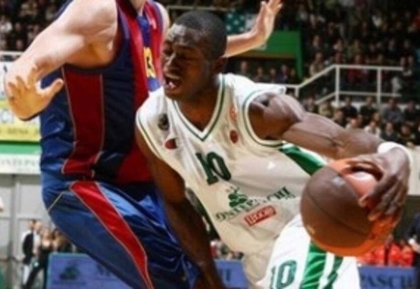 Панатинаикос опровергает слухи о подписании Сато