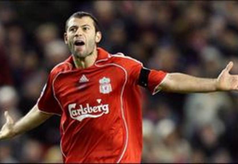 Агент: "Маскерано хотел бы играть в Интере"