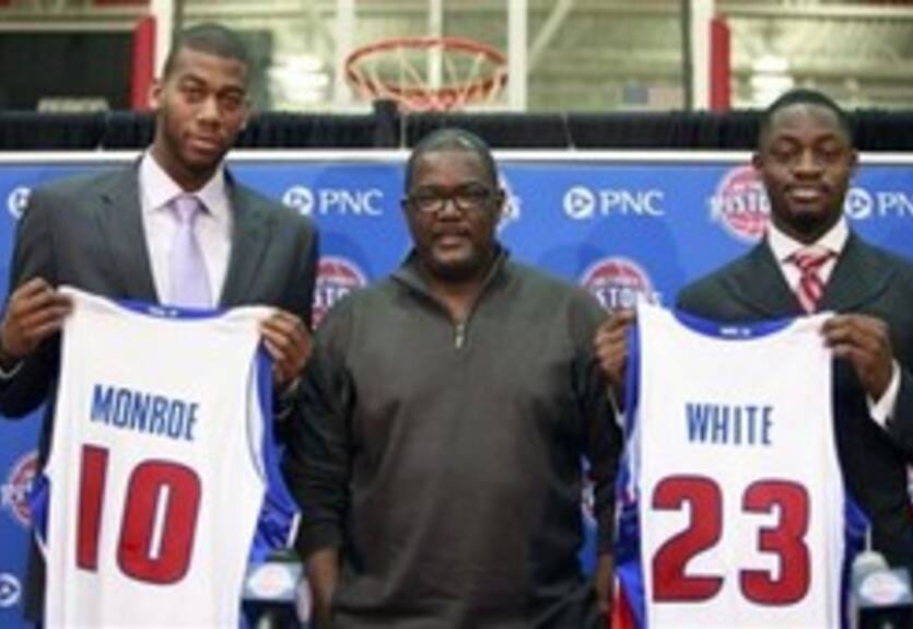 Пистонс договорились с Монро