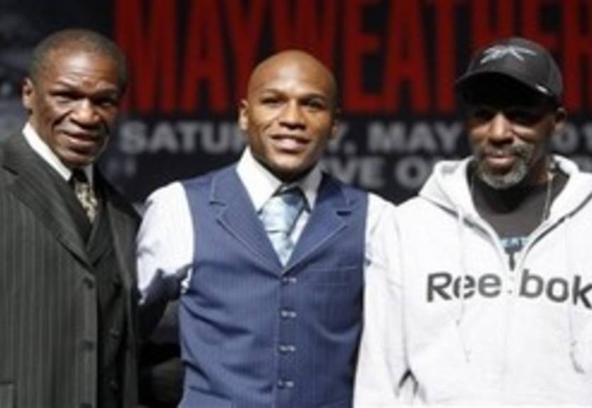 Мейвезер откажется от боя из-за дяди?