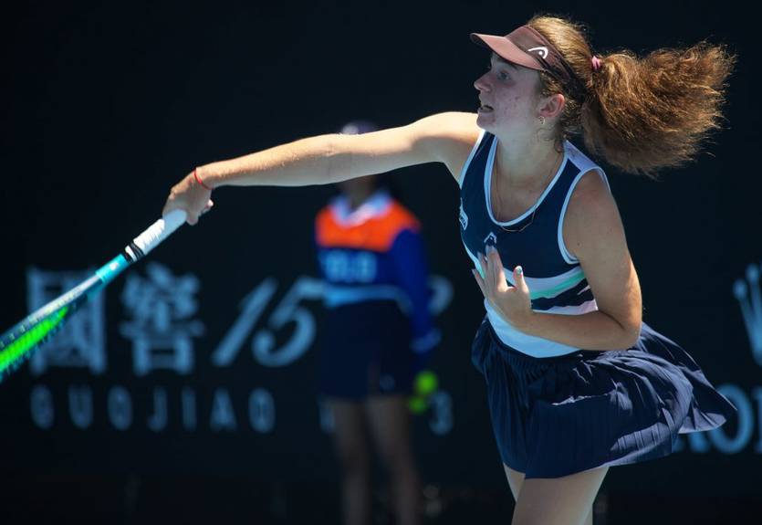 Снигур победно стартовала на турнире ITF W60 во Франции