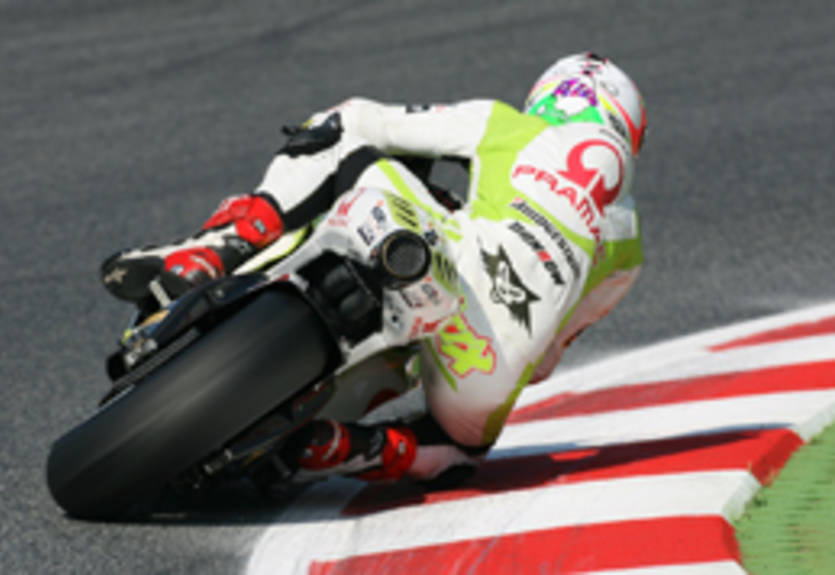 MotoGP. Эспаргаро оштрафовали на четыре места