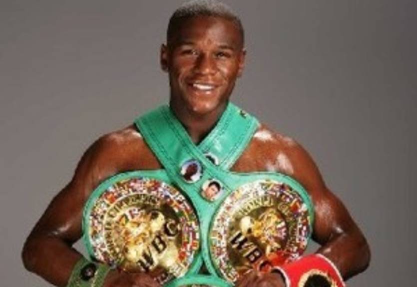 Мейвезер-старший: "Сын нокаутирует Паккьяо"