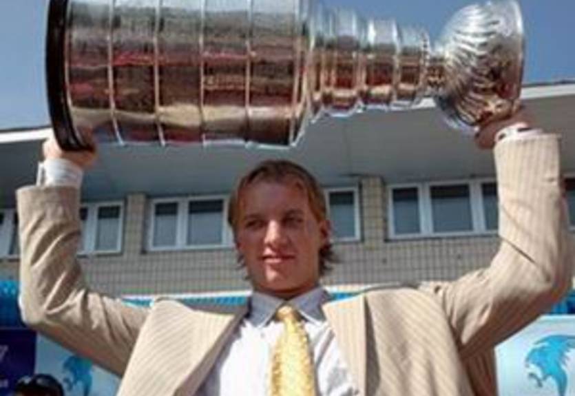 НХЛ. Бабчук подписал контракт с Каролиной