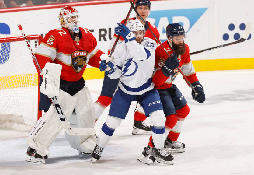 Кубок Стэнли: Тампа выиграла второй матч у Флориды, Сент-Луис сравнял счет в серии с Колорадо Кубок Стэнли: Тампа выиграла второй матч у Флориды, Сент-Луис сравнял счет в серии с Колорадо