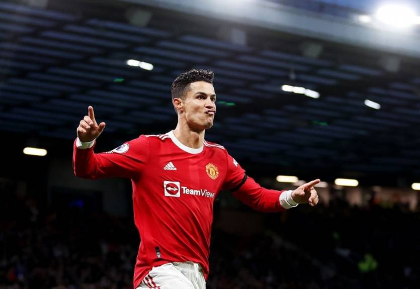 Шерингем: Надо строить игру Манчестер Юнайтед вокруг Роналду и снабжать его мячом