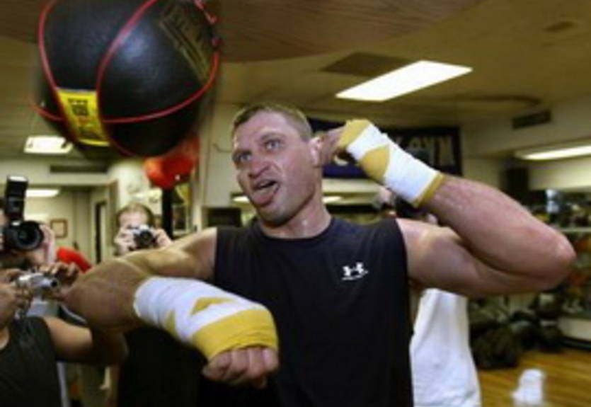 Голота: &quot;Паккьяо с легкостью победит Мейвезера&quot;