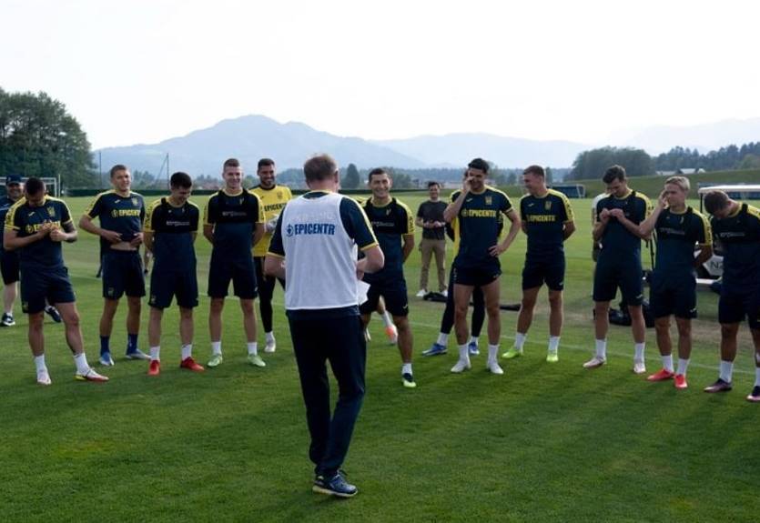 Сборная Украины возобновила тренировки после выходных