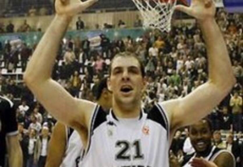 ЦСКА не удается приобрести игроков Партизана