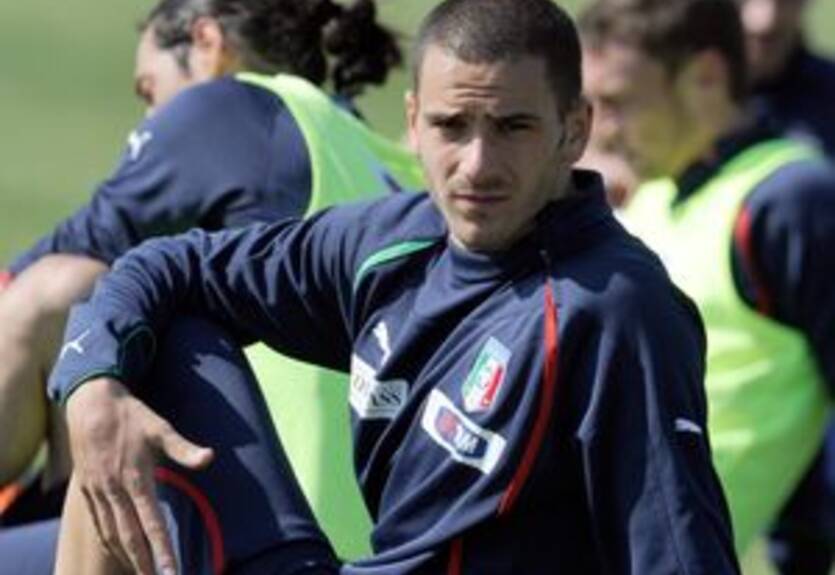 Ювентус подтверждает переходы Бонуччи и Мартинеса